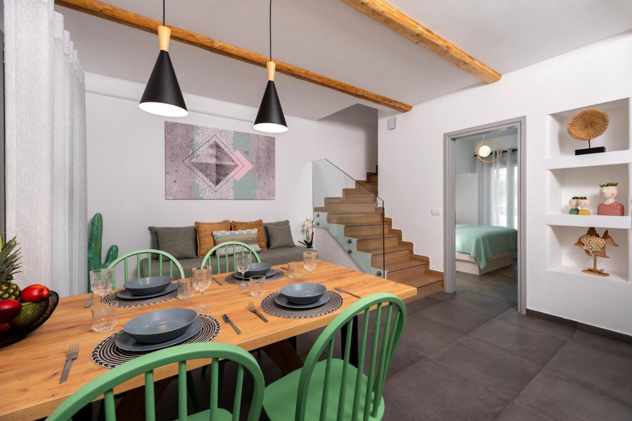 Modern Dome Homes Of Santorini เปริสซา ภายนอก รูปภาพ