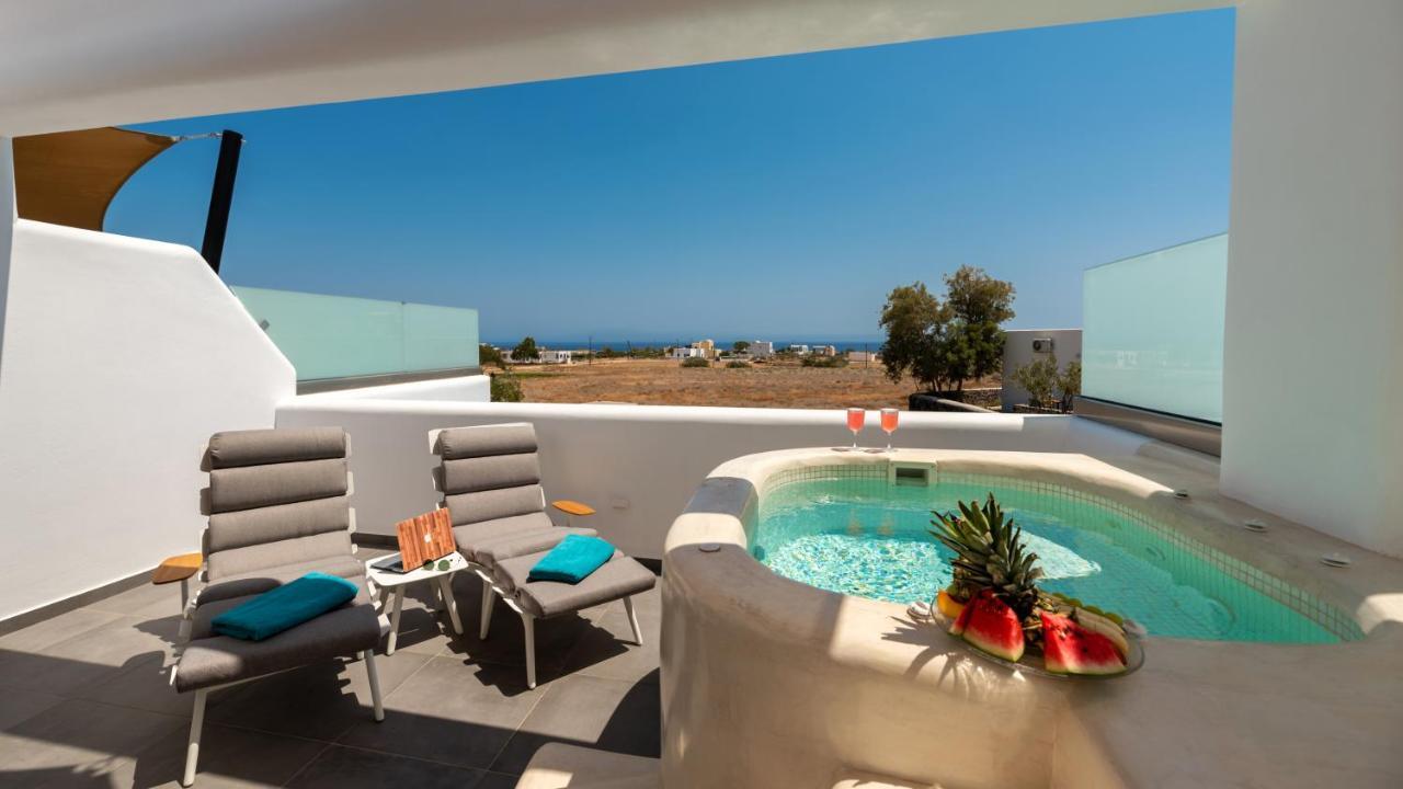 Modern Dome Homes Of Santorini เปริสซา ภายนอก รูปภาพ